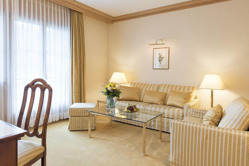 Hotel Vereina Клостерс Экстерьер фото