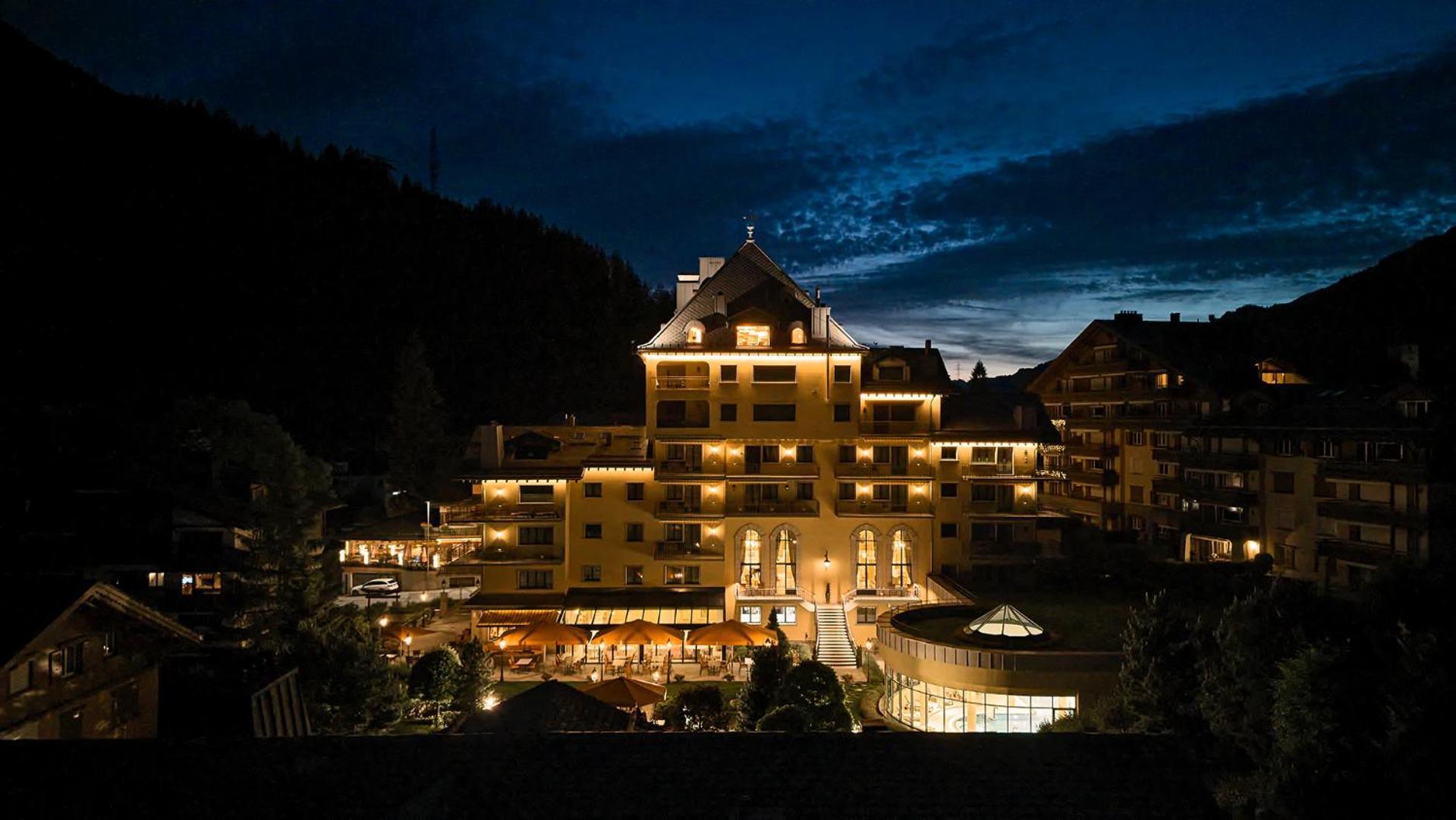 Hotel Vereina Клостерс Экстерьер фото